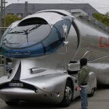 Colani_LKW_Karlsruhe_Bahnhof_2007_Tanklaster-1
