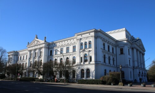 Altona Bahnhof alt Rathaus Hamburg Kopfbahnhof Feb 2025 (4)