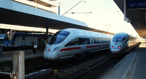 ICE T ICE 3 BR 405 411 Altona Bahnhof Hamburg Kopfbahnhof Feb 2025 (1)