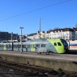 Lindt_Triebzug_NAH.SH-Altona_Bahnhof_Hamburg_Kopfbahnhof_Feb_2025