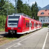 Bahnhof_Oberammergau_BR_423_2005_Bahnhof_Oberammergau_M.-Munkenwarf