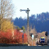 VT_214_der_Bayerischen_Regiobahn_und_AL_41_der_Augsburger_Localbahn_im_Bahnhof_Schongau