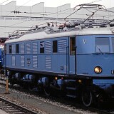 E_18_08_E_18_03_Passau_Bahnhof_b_1987_historischer_Zug_DRG_DB_Lackierung