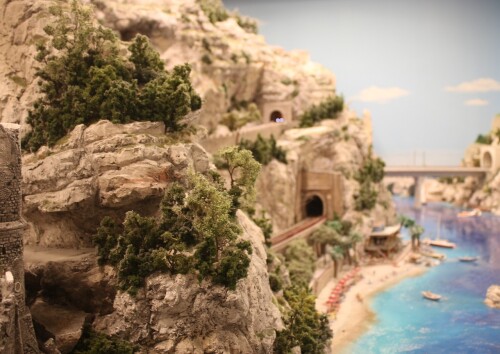 Miniaturwunderland_Modell_Gauge_1_87_H0_Italia_ItalienKuste_Mare_Meer_Strand-4.jpg