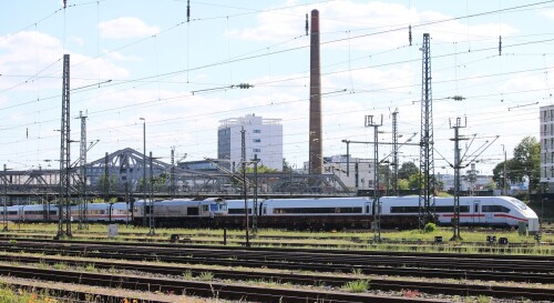Darmstadt Hauptbahnhof Bahnhofsvorfeld 2025 c ass 66 Rhein Cargo ICE 4 BR 407 Mai Hbf