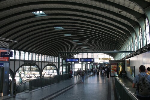 Darmstadt Hauptbahnhof Bahnhofshalle Jugendstil 2025 Mai Hbf (1)