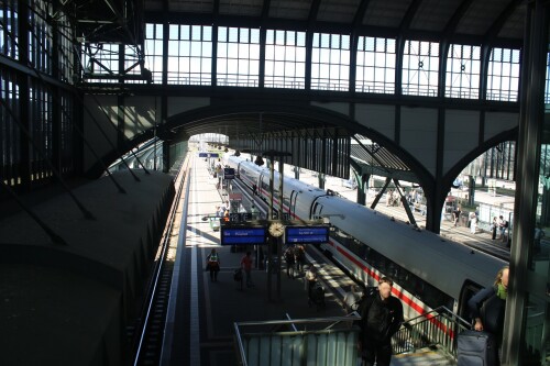 Darmstadt Hauptbahnhof Bahnhofshalle Jugendstil 2025 Mai Hbf (2)