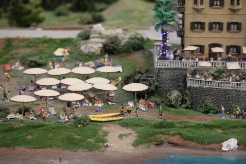 Norditalien_Sudtirol_Modellbahn_MiWuLa_MiniaturWunderLand_H0_Hotelstrand-2.jpg