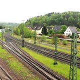 Immendingen_Bahnhof_Empfangsgebaude_Gleise_Bahnsteig-0