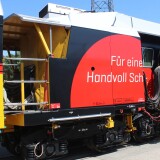 c_Gleisstopfmaschine_Plasser_u_Theurer_09-32_4S_Dynamoc_Willke_Gleisbau_Ludwigslust_2025_Juni_26_Eroffnung_Lokschuppen-5