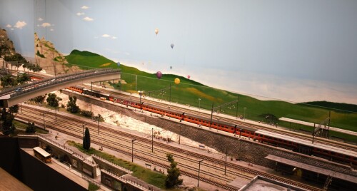 Miniaturwonderland_Italy_train_station_Miniaturwunderland_MiWula_Masstab_H0-4.jpg
