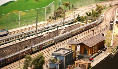 Miniaturwonderland_Italy_train_station_Miniaturwunderland_MiWula_Masstab_H0_cd.jpg