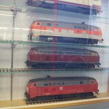 Spur_1_Vitrine_Spur_2_Museum_Schramberg_BR_218_E_19_BR_078-3