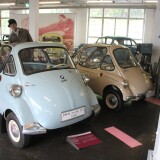 BMW_Isetta_Knutschkugel_Post_gelb_Blau_Automuseum_Schramberg_2025_Mai-1