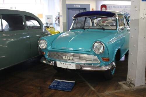 DKW_Junior_1962_turkis_Automuseum_Schramberg_2025_Mai.jpg