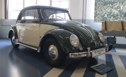 VW_Kafer_1200_Cabriolet_Cabrio_Automuseum_Schramberg_2025_Mai-1.jpg