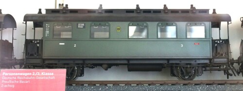 Preusische_Landerbahnwagen_2.-u.-3.-Klasse_DRG_Spur_2_Museum_Schramberg-3.jpg