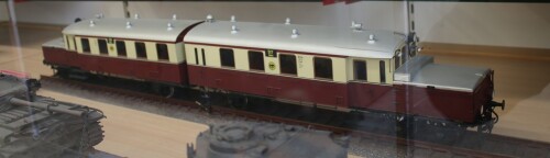 Preusischer_Akkutriebwagen_ETA_VT_88.9-_Spur_2_Museum_Schramberg.jpg