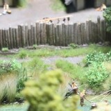 Jungsteinzeit_Langhaus_Siedlung_Dorf_Holzhutte_Ackerbau_Fischen_7000_Jahre_deutsche_Geschichte_Miniaturwunderland_Hamburg-6