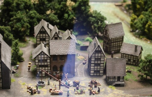 bc_Fruhes_Mittelalter_Marktplatz_Stadtleben_deutsche_Geschichte_Miniaturwunderland-1.jpg