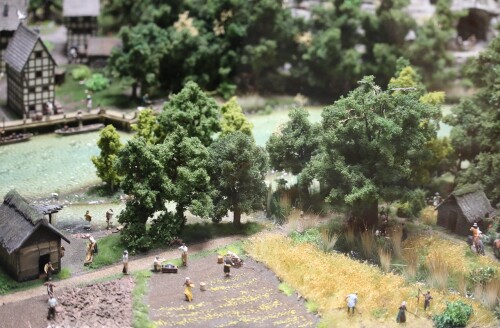 be_Fruhes_Mittelalter_Landwirtschaft_deutsche_Geschichte_Miniaturwunderland_Hamburg-1.jpg