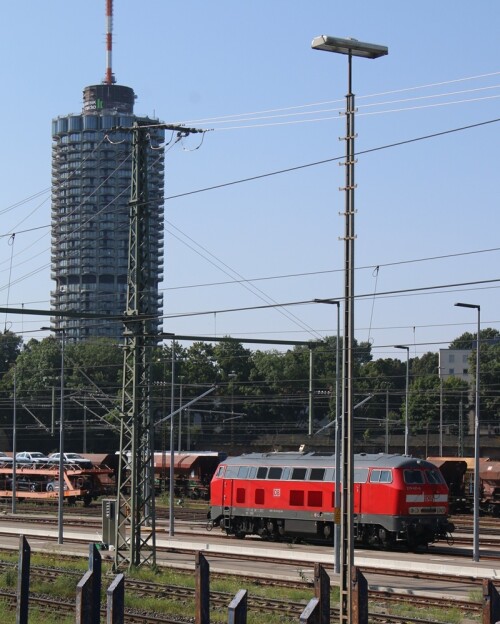 BR_218_Augsburg_Hauptbahnhof_Hbf_Bahnhof_2025_Aug-2.jpg