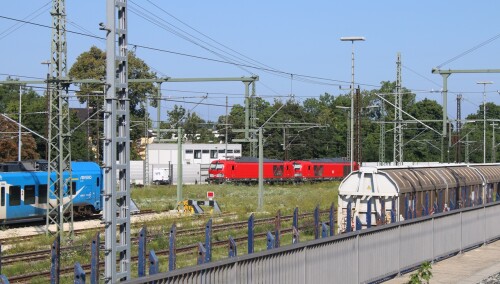 BR_249_Vectron_Dual_Mode_Doppeltraktion_Augsburg_Hauptbahnhof_Hbf_Bahnhof_2025_Aug-1.jpg