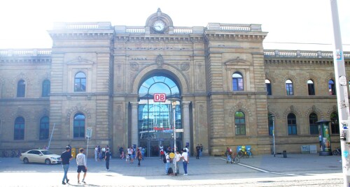 Magdeburg_Hauptbahnhof_Hbf_Empfangsgebaude_Bahnhof_2025_08-2.jpg