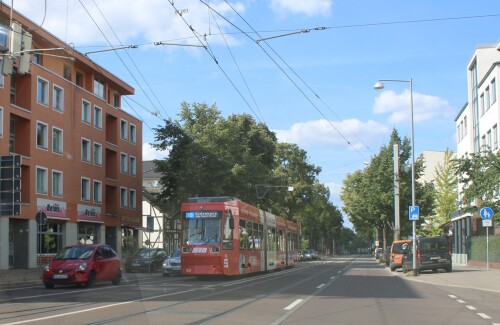 Magdeburg_Strasenbahn_Hauptbahnhof_Hbf_Empfangsgebaude_Bahnhof-2.jpg