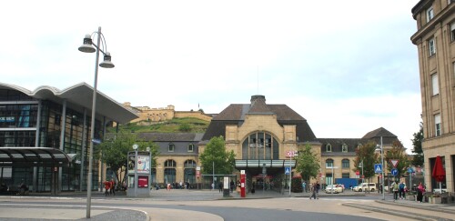 Aa_Koblenz_Hbf_Hauptbahnhof_Main_Station_Empfangsgebaude_DB_AG-0.jpg