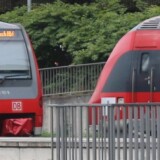 l_DB_Regio_Regionalexpress_BR_425_S-Bahn_Koblenz_Hbf_Hauptbahnhof-2