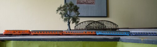 BR 232 BR 103 Kopf E 03 V 320 Henschel DE 4000 Eurofima orange blau BRMZ Großraumwagen Kakadu Halbsp