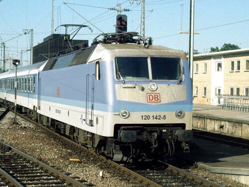 BR 120 Produktvarben fernblau Bahngarfield Christian IR InterRegio