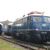 d_BR_112_E_10.12-stahl_blau_stromlinienverkleidet_DB_Museum_Koblenz-3