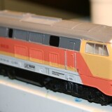 S-Bahn_BR_218_217_orange_Theisen_Dirk_Produkfarben_DB_Epoche_5-3