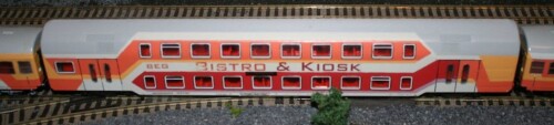 S-Bahn_orange_Theisen_Dirk_Produkfarben_DB_Epoche_5_p_Doppelstockwagen_Kakadu_Speisewagen.jpg