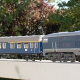 V_320_DH_4000_BR_232_blau_stahlblau_Liliput_H0-4