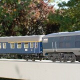 V_320_DH_4000_BR_232_blau_stahlblau_Liliput_H0_a-4