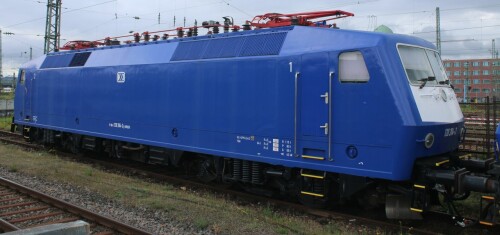 BR_120_WRS_blau_Drehstromlok_Karlsruhe_Hbf_Hauptbahnhof-8.jpg