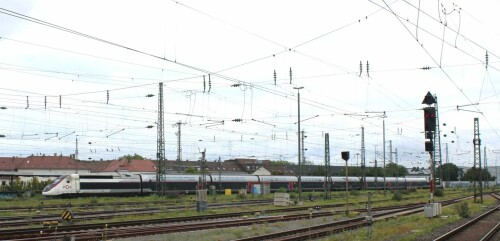 TGV_SNCF_Doppelstock_Karlsruhe_Hbf_Hauptbahnhof_BR_120_WRS_2025_Aug_c.jpg
