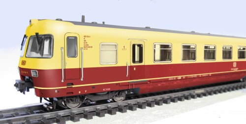BR_420_Muchner_S-Bahn_DB_TEE_Trans_Europ_Express_IC_Lok_Intercity_rot_beige_Bahngarfield_Christian-K.jpg