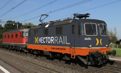 RE_4_4_SBB_FFS_Schweiz_E-Lok_X-Hectorrail_Swiss_orange_grau_el18.jpg