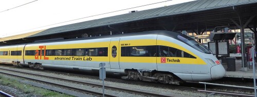 BR_605_ICE_TD_ATL_advanced_train_lab_Sytsemtechnik_Produktfarben_gelb_DB_Bahngarfield_Christian.jpg