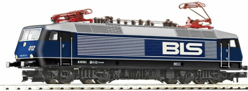 BR 120 erste Drehstromlok BLS blau Sweiz bahngarfield Christian (1)