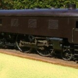 E_18_BR_118_Frontfuhrerstand_Dampflok_Stromlinie_Studie_1zu50_M_Wells_Salzbahner-1