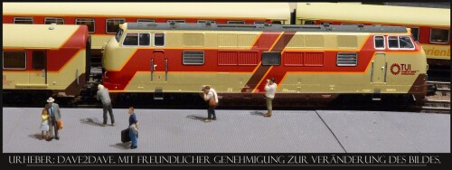 TUI_BR_220_ozeanblau_Touristik-Zug_Ferien_Express_Pop_Art_DBbeigerotorangegelbbraun-1---Kopie.jpg
