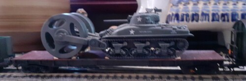 Bih_Minenraumpanzer_Eisenbahn_Militartransport_Eisenbahnbastler_Helmut.jpg