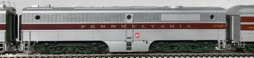 Athearn_PA-1_Pensilvania_Railroad_Eilzug_Cape_Charles_1970_H0_gauge_Bogie_Holz_Martin_fluhdesign-15.jpg