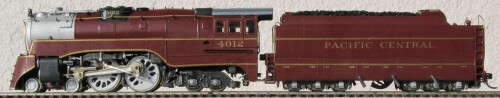 Pacific_Central_4-4-4_Niagara_New_York_Central_H0_gauge_Bogie_Holz_Martin_fluhdesign-c-1.jpg