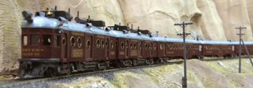 Western_Pacific_Railroad_Gas-Electric_Train_1912_H0_gauge_Bogie_Holz_Martin_fluhdesign-7.jpg